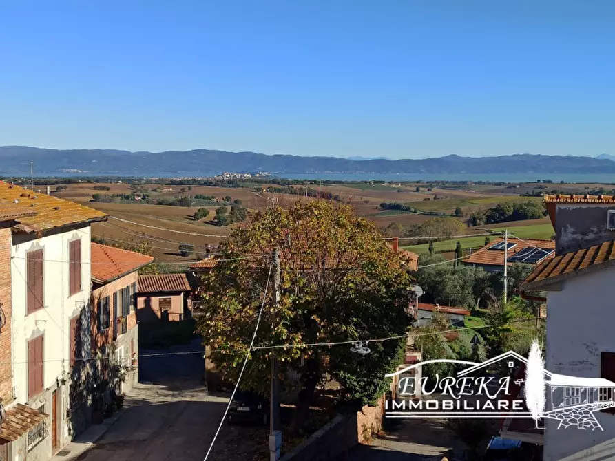 Immagine 24 di Appartamento in vendita  in vaiano strada provinciale di pozzuolo a Castiglione Del Lago