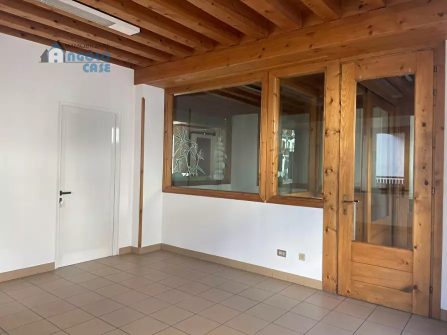 Immagine 1 di Ufficio in affitto  in Via Unione 22 a Auronzo Di Cadore