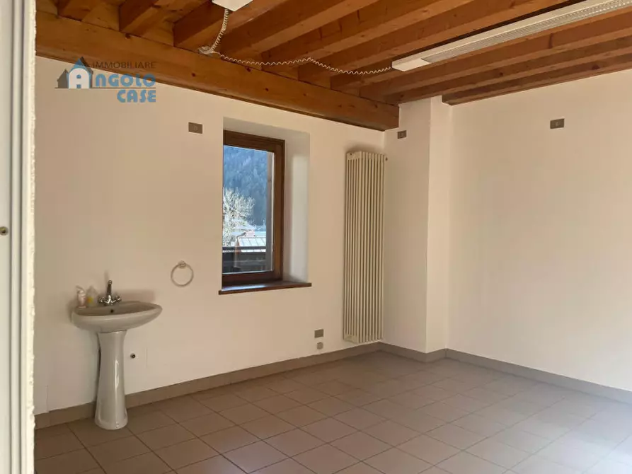 Immagine 15 di Ufficio in affitto  in Via Unione 22 a Auronzo Di Cadore