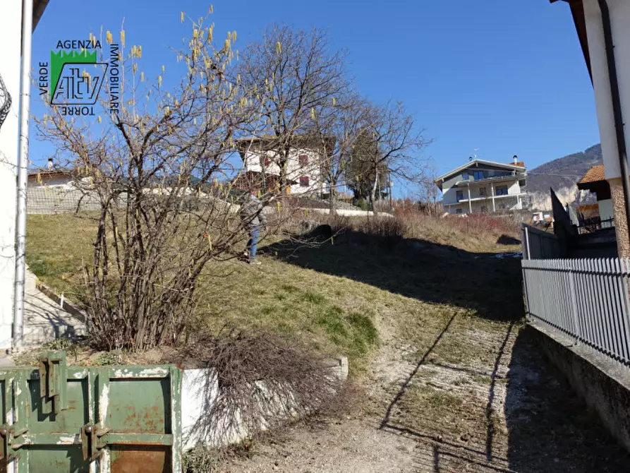 Immagine 2 di Terreno in vendita  in Vigo di Ton, via Castel Thun a Ton