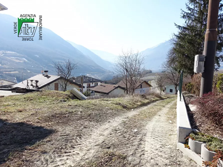 Immagine 6 di Terreno in vendita  in Vigo di Ton, via Castel Thun a Ton