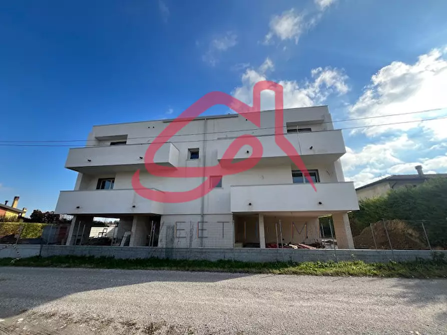 Immagine 5 di Appartamento in vendita  in Via Madonna della Salute a Padova