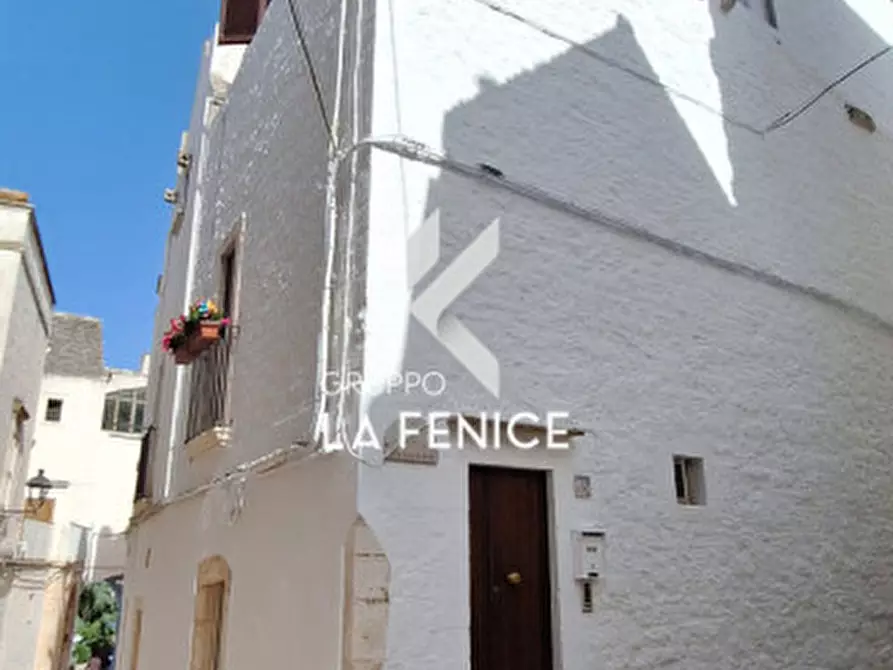 Immagine 2 di Casa indipendente in vendita  in via Garibaldi a Locorotondo