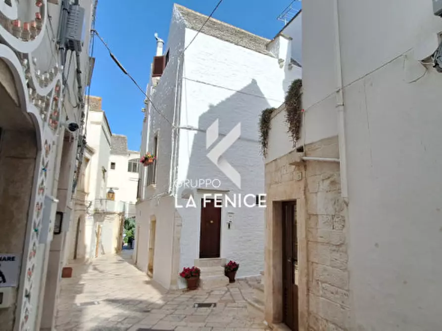 Immagine 3 di Casa indipendente in vendita  in via Garibaldi a Locorotondo