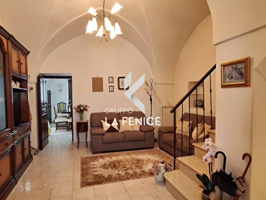 Immagine 6 di Casa indipendente in vendita  in via Garibaldi a Locorotondo