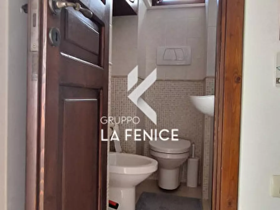 Immagine 14 di Casa indipendente in vendita  in via Garibaldi a Locorotondo