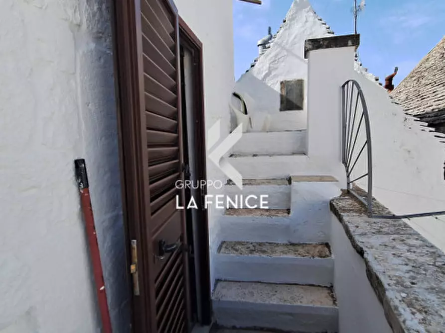 Immagine 26 di Casa indipendente in vendita  in via Garibaldi a Locorotondo