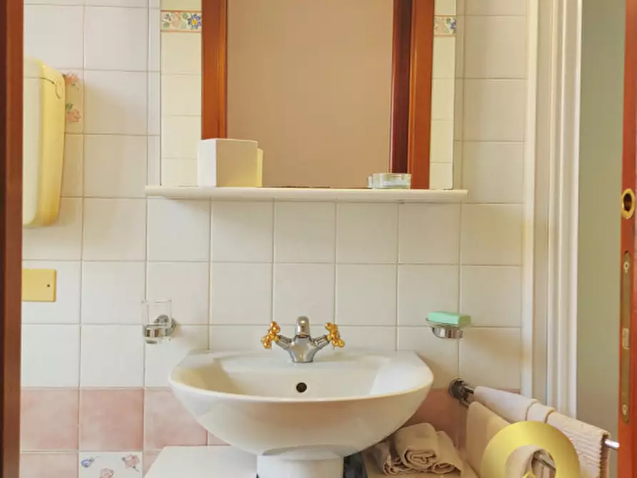 Immagine 4 di Camera in affitto  in via delle due ferrate 26 a Vicenza