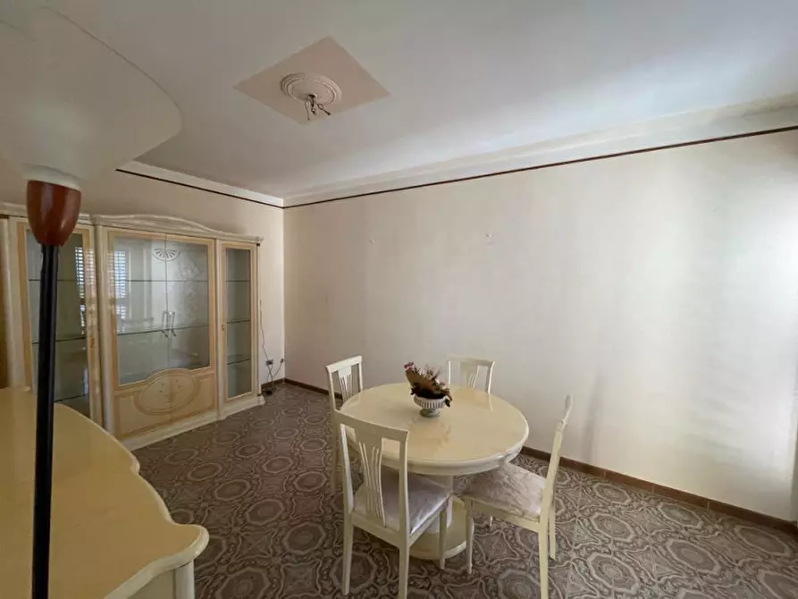 Immagine 5 di Appartamento in vendita  in Via F.Turati a Tramutola