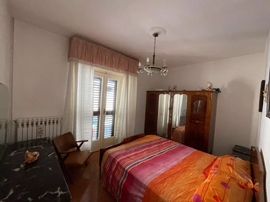 Immagine 6 di Appartamento in vendita  in Via F.Turati a Tramutola