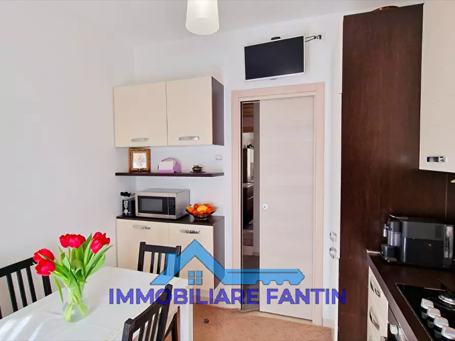 Immagine 8 di Appartamento in vendita  in VIA SAN ZENO 15D a Treviso