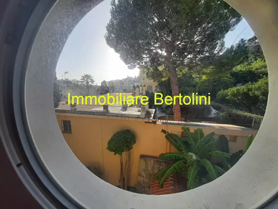 Immagine 15 di Casa bifamiliare in vendita  in via fratelli asquasciati a San Remo