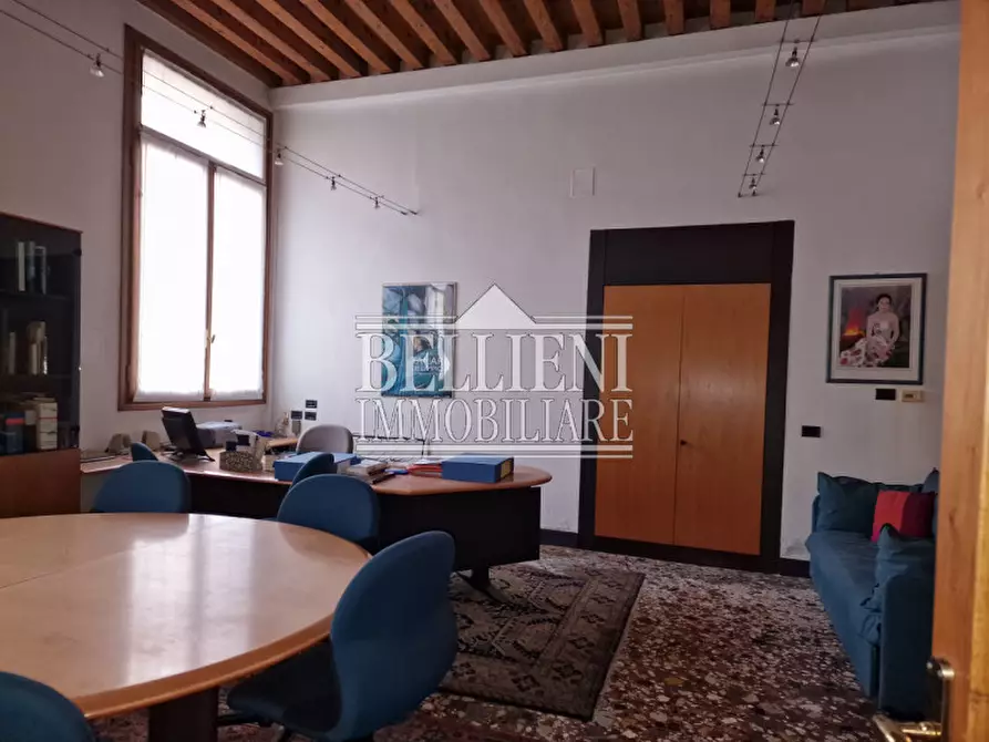 Immagine 1 di Ufficio in vendita  in Contrà Pasini a Vicenza