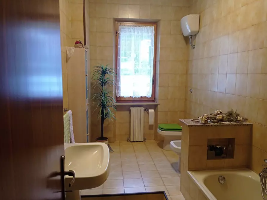 Immagine 25 di Casa bifamiliare in vendita  in via Manzoni a Agugliano