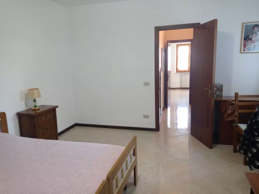 Immagine 47 di Casa bifamiliare in vendita  in via Manzoni a Agugliano