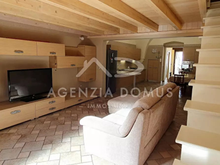 Immagine 3 di Casa indipendente in vendita  in Via Isonzo a Racale