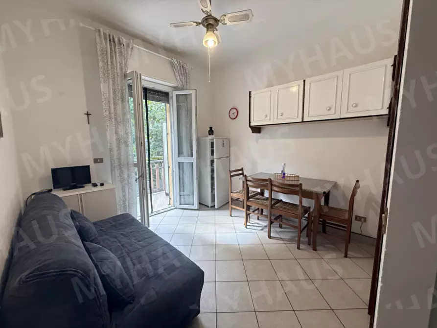 Immagine 3 di Appartamento in vendita  in Viale Andrea Palladio 10 a Cesenatico