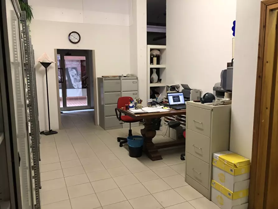 Immagine 3 di Magazzino in vendita  in Via Pigafetta a Chioggia