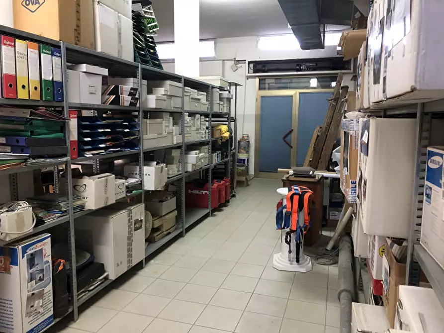 Immagine 5 di Magazzino in vendita  in Via Pigafetta a Chioggia