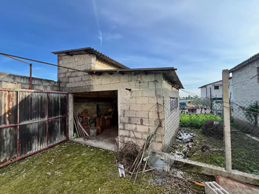 Immagine 20 di Rustico / casale in vendita  a Lonigo