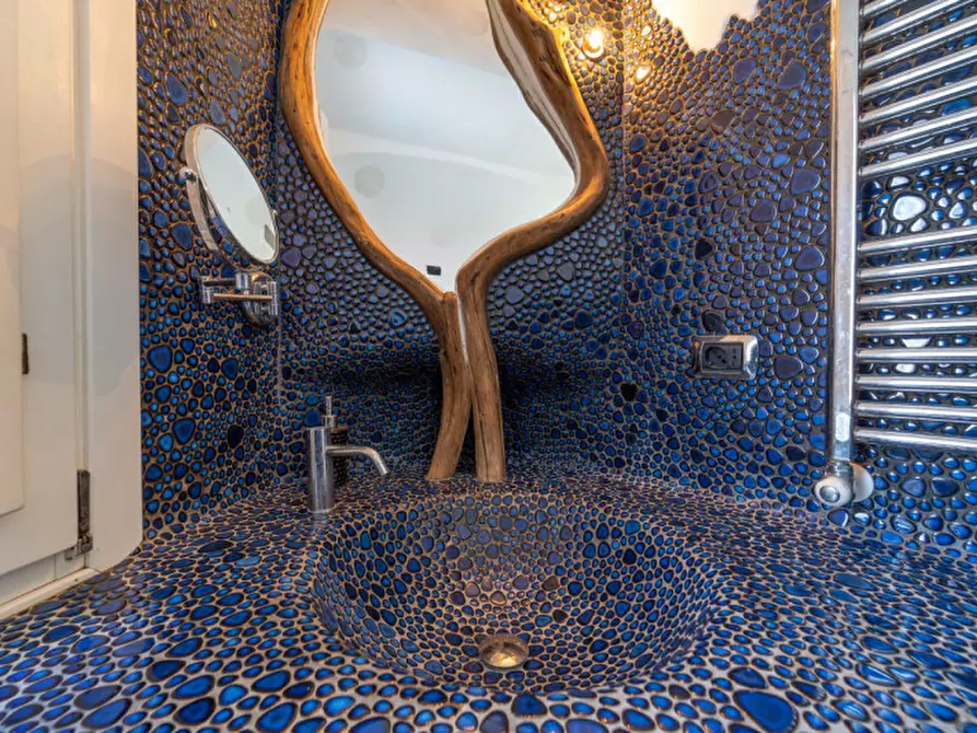 Immagine 27 di Villa in vendita  in VIA DEL GIGLIO a Olbia