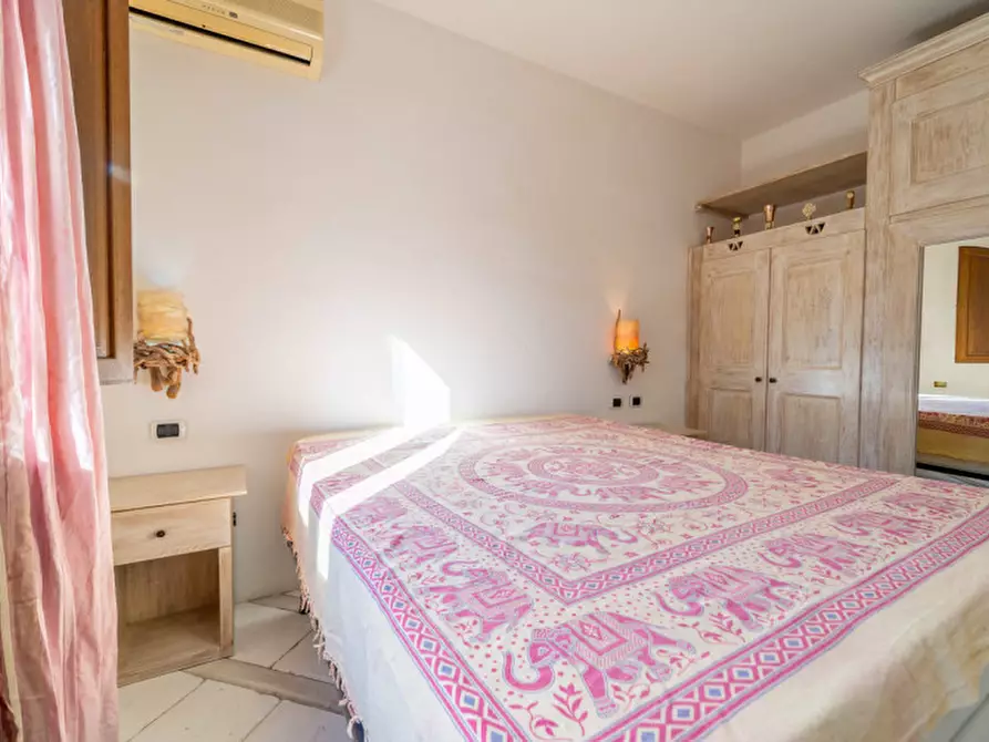 Immagine 38 di Villa in vendita  in VIA DEL GIGLIO a Olbia