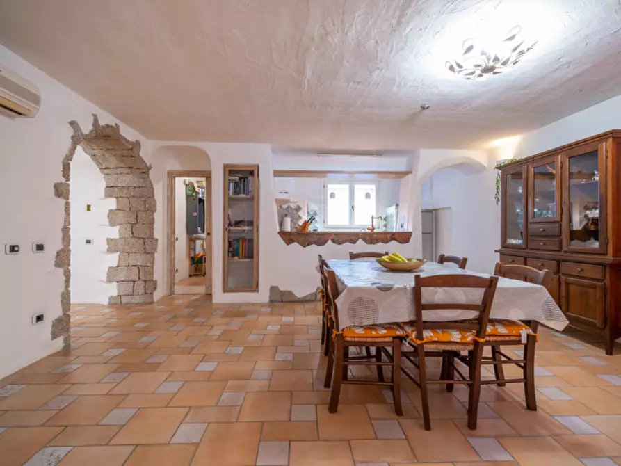 Immagine 41 di Villa in vendita  in VIA DEL GIGLIO a Olbia