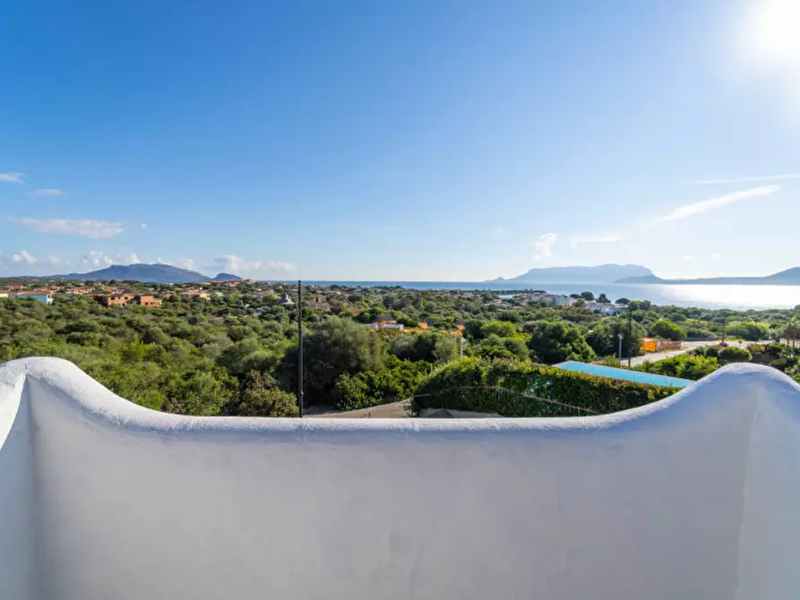 Immagine 47 di Villa in vendita  in VIA DEL GIGLIO a Olbia