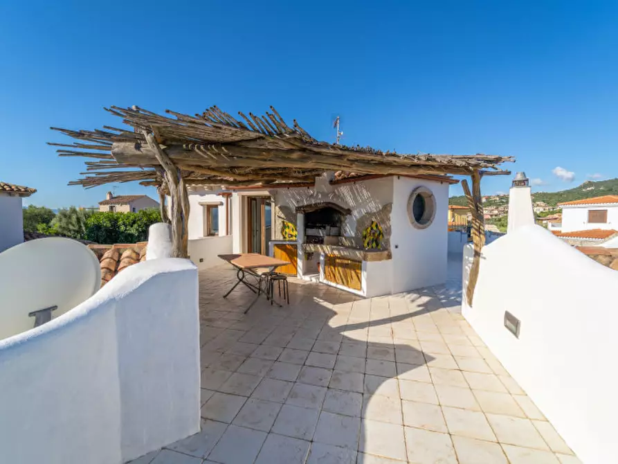Immagine 48 di Villa in vendita  in VIA DEL GIGLIO a Olbia