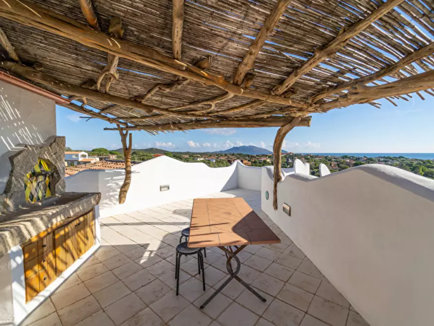 Immagine 53 di Villa in vendita  in VIA DEL GIGLIO a Olbia