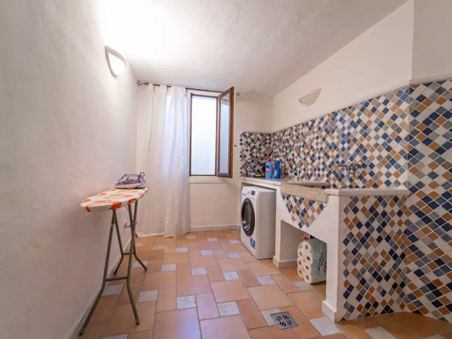 Immagine 57 di Villa in vendita  in VIA DEL GIGLIO a Olbia