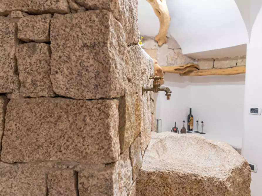 Immagine 58 di Villa in vendita  in VIA DEL GIGLIO a Olbia