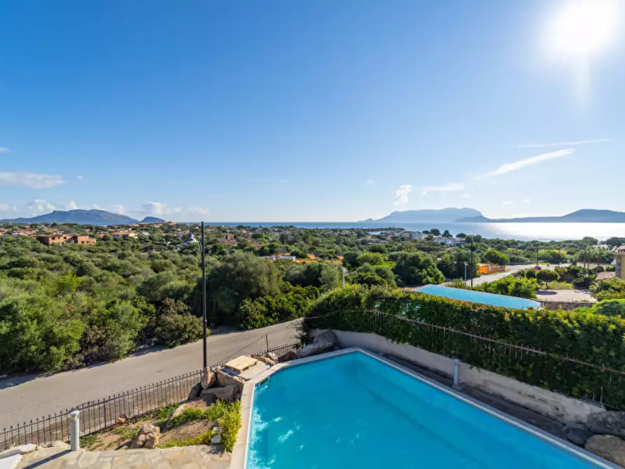 Immagine 62 di Villa in vendita  in VIA DEL GIGLIO a Olbia