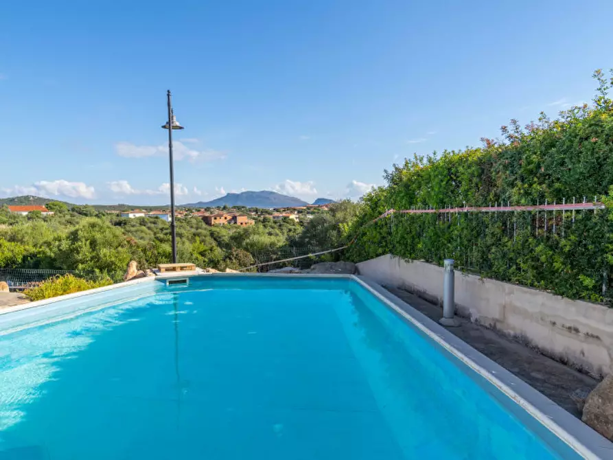 Immagine 67 di Villa in vendita  in VIA DEL GIGLIO a Olbia