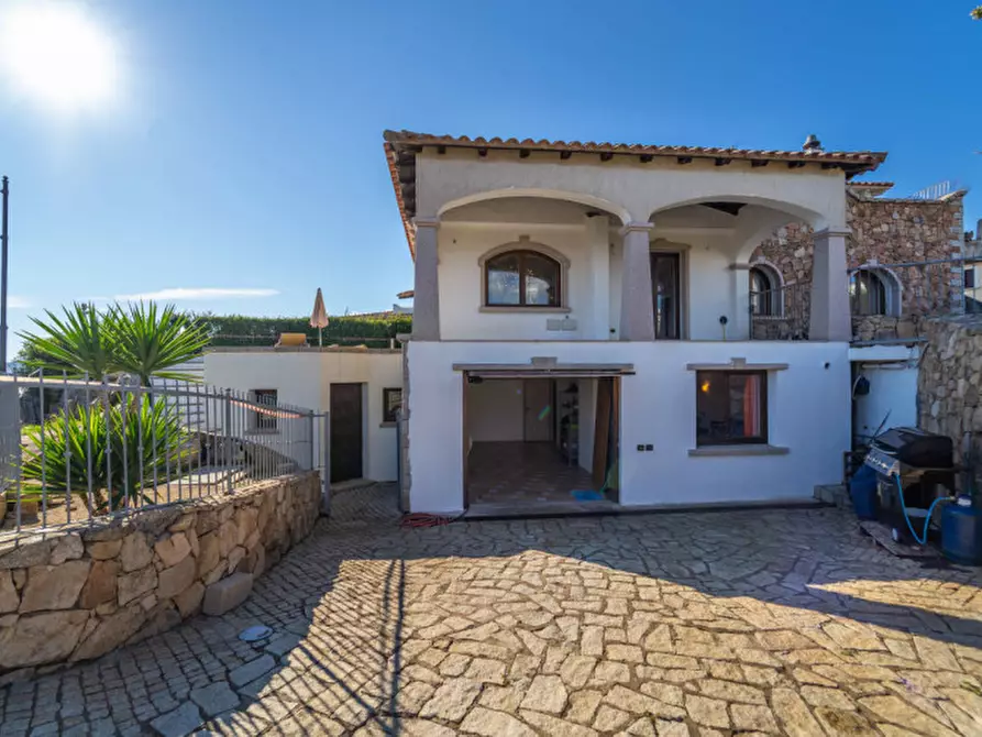Immagine 73 di Villa in vendita  in VIA DEL GIGLIO a Olbia