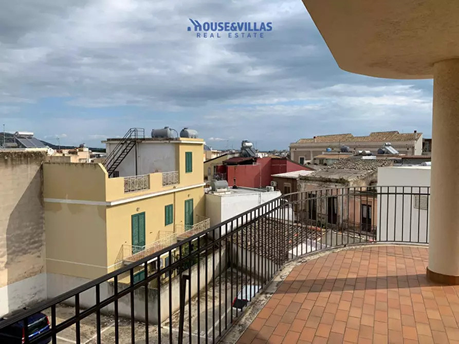 Immagine 9 di Appartamento in vendita  in via galileo galilei a Avola