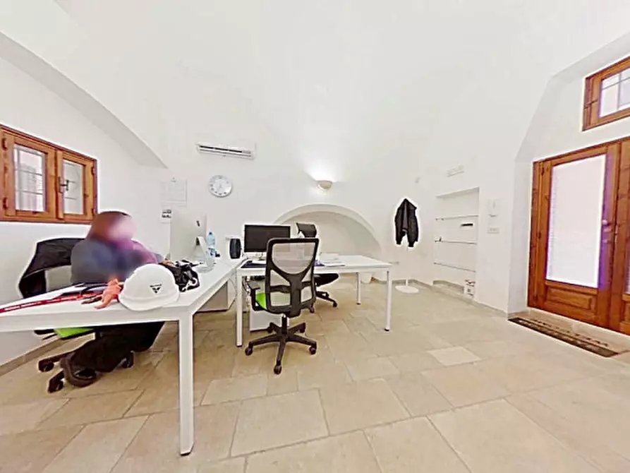 Immagine 5 di Casa indipendente in affitto  a Fasano