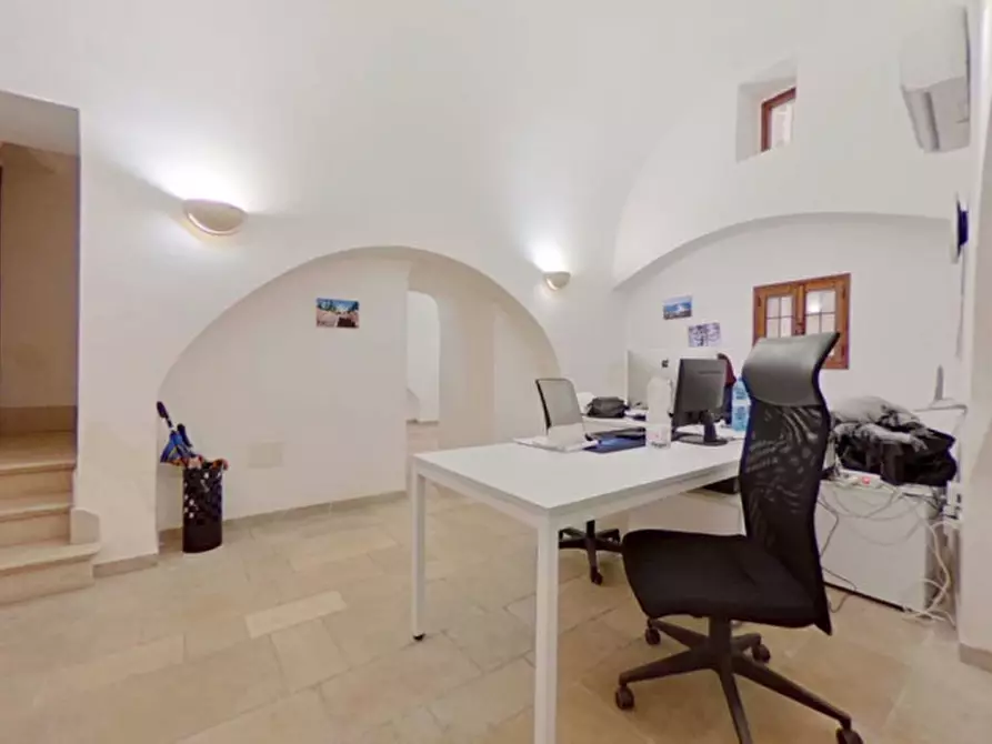 Immagine 7 di Casa indipendente in affitto  a Fasano