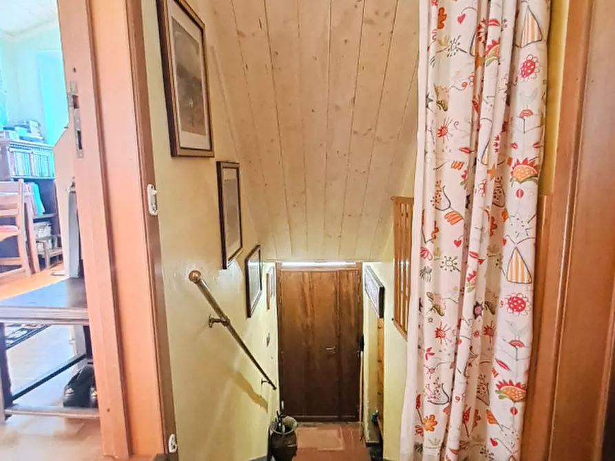 Immagine 33 di Casa indipendente in vendita  a Magione