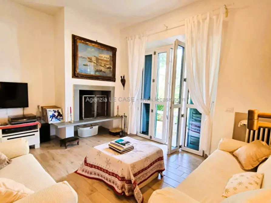 Immagine 3 di Villa in affitto  in via Spinetti a Forte Dei Marmi