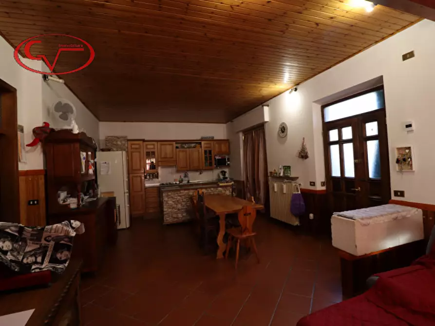 Immagine 3 di Appartamento in vendita  in via ghiacciaia a Laterina Pergine Valdarno