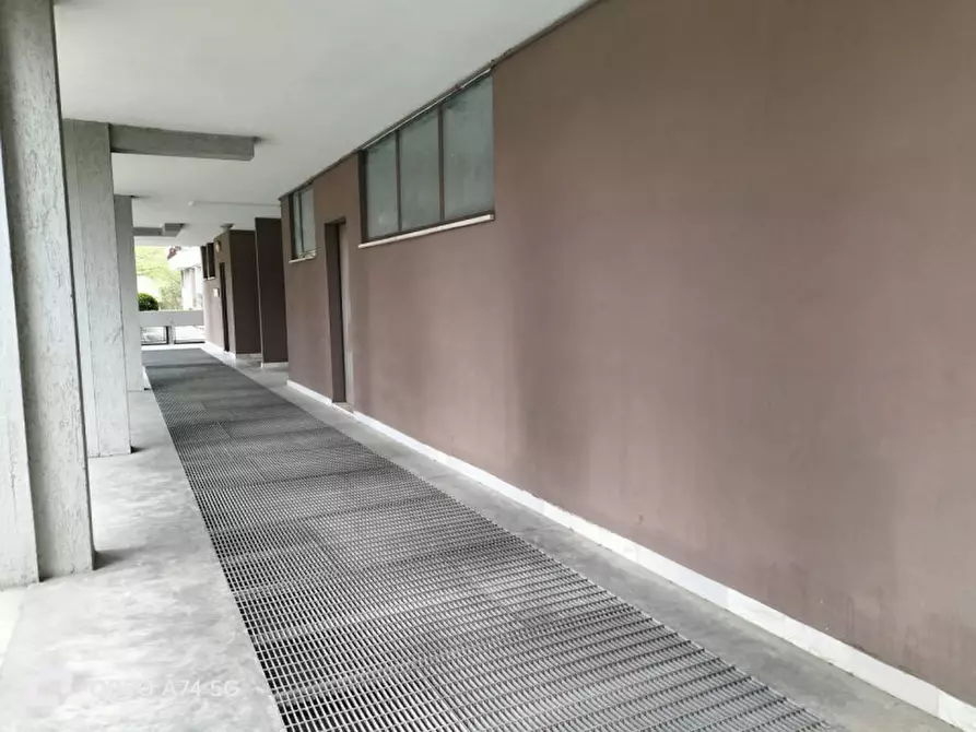 Immagine 8 di Magazzino in vendita  in Via Carnia a Terni