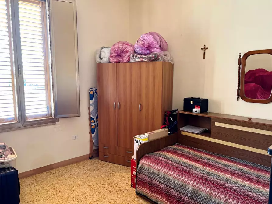 Immagine 13 di Appartamento in vendita  in Via Taranto a Parabita