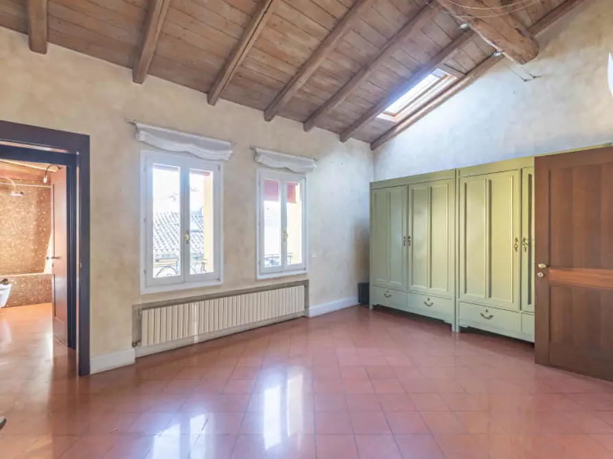 Immagine 10 di Appartamento in affitto  in Piazza Aldrovandi a Bologna