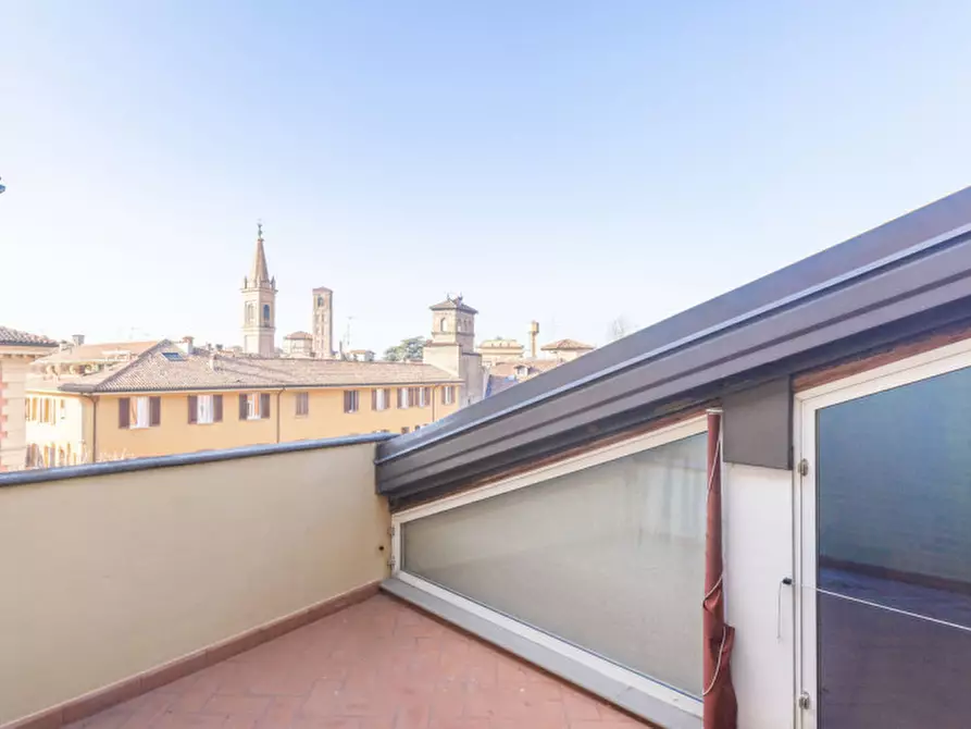 Immagine 13 di Appartamento in affitto  in Piazza Aldrovandi a Bologna
