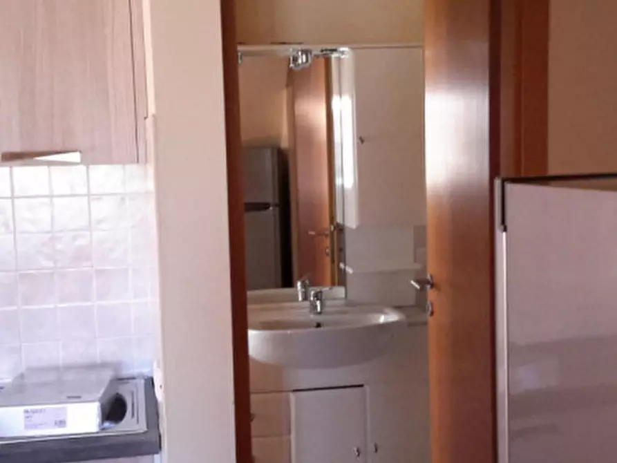 Immagine 6 di Appartamento in vendita  in Via Gian Giacomo Francia 2 a Casale Monferrato