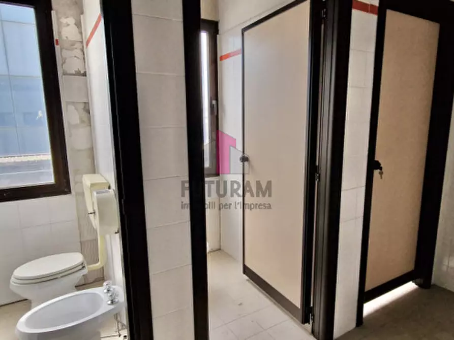 Immagine 11 di Ufficio in affitto  in roma a Altavilla Vicentina