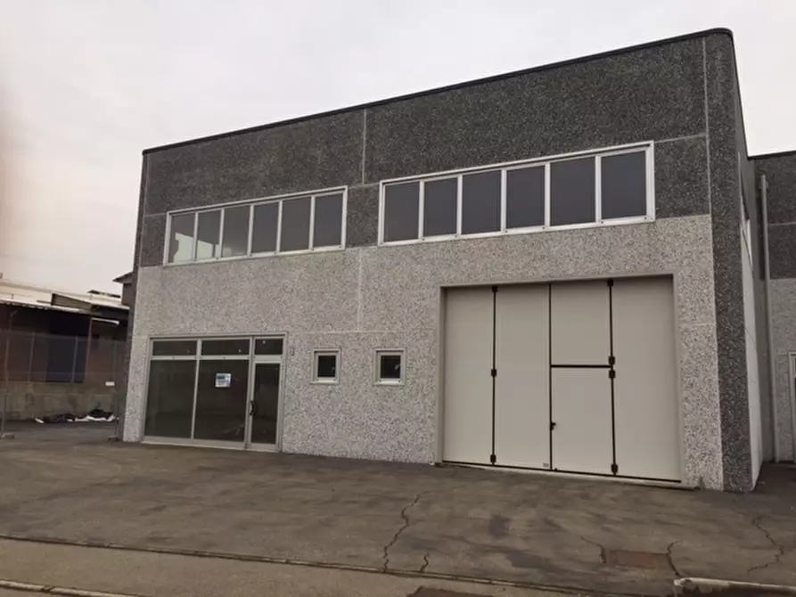 Immagine 3 di Capannone industriale in vendita  in Via del lavoro a Scandiano