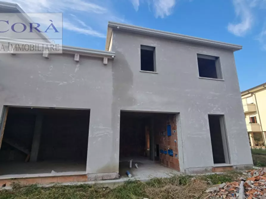 Immagine 2 di Casa trifamiliare in vendita  in Via Euganea Treponti a Teolo