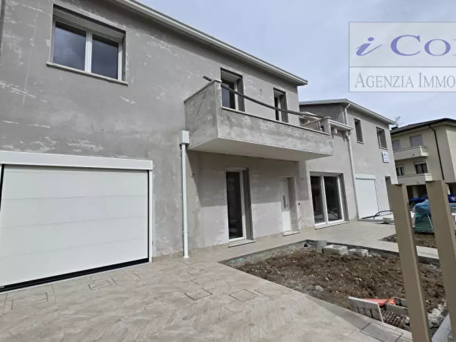 Immagine 7 di Casa trifamiliare in vendita  in Via Euganea Treponti a Teolo